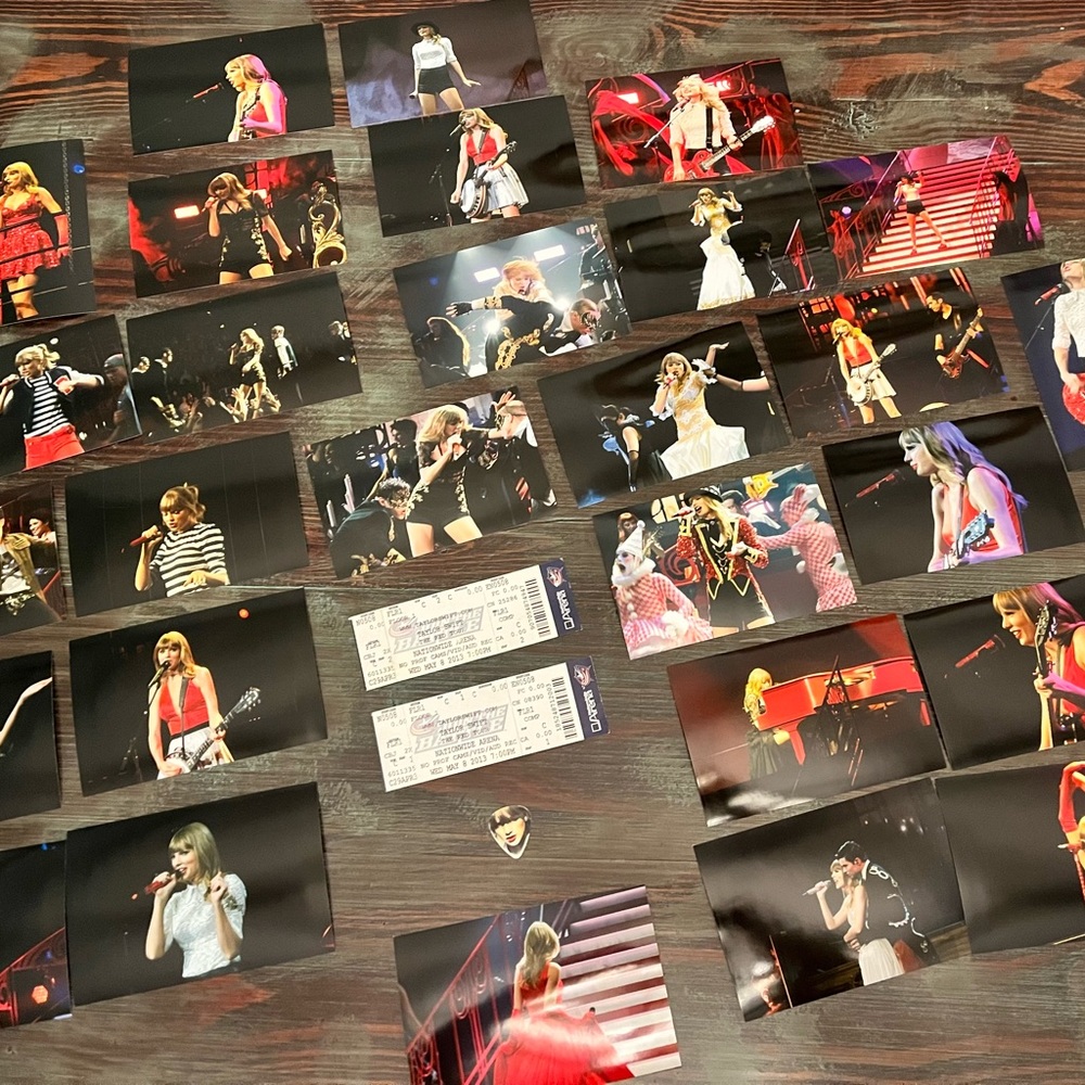 Calling the original Taylor Swift Fans ❤️🎵A collectors dream. Paper tix & more!